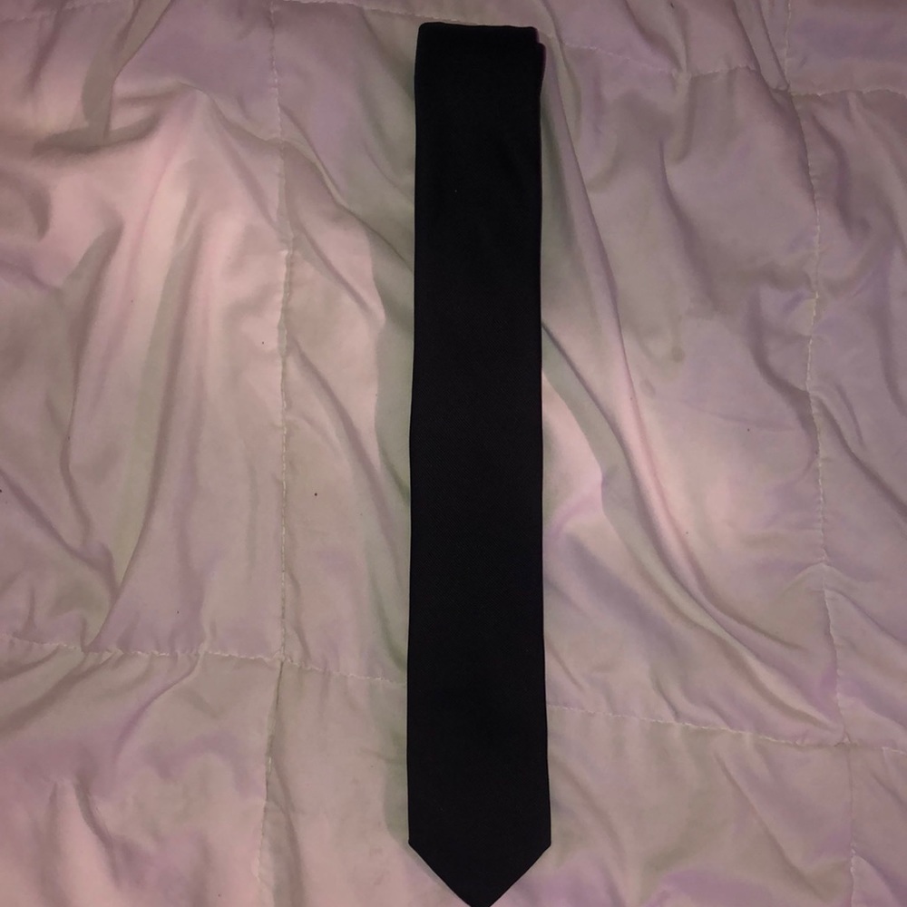 Black tie